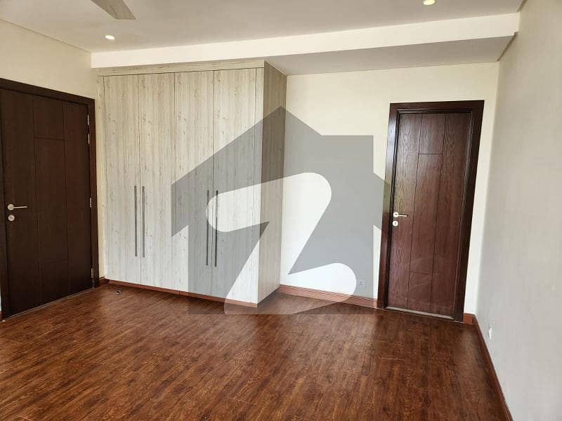 2 Bed Facing Golf Apartment Available For Rent