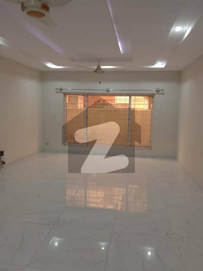 1 kanal Ground Porition for Rent
