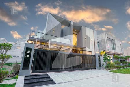 1 Kanal Modern Design House For Sale Hot Location In DHA PHASE 6