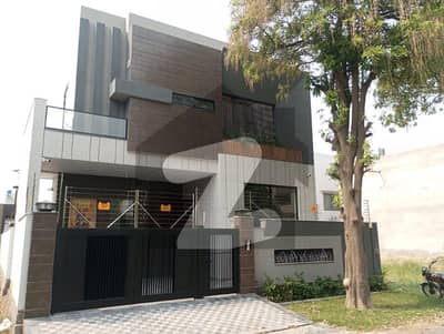 Laxurious 10 Marla Brand New House In Block M WAPDA City Faisalabad