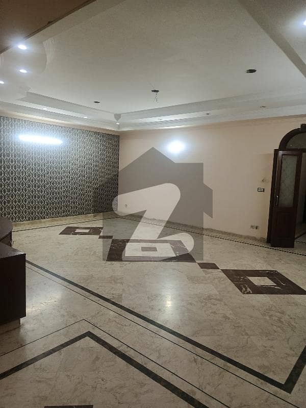 جوہر ٹاؤن لاہور میں 3 کمروں کا 1 کنال بالائی پورشن 1.3 لاکھ میں کرایہ پر دستیاب ہے۔ جوہر ٹاؤن لاہور میں 3 کمروں کا 1 کنال بالائی پورشن 1.3 لاکھ میں کرایہ پر دستیاب ہے۔