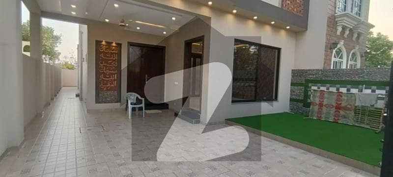 10 Marla House for Rent in Lake City 10 Marla House for Rent in Lake City