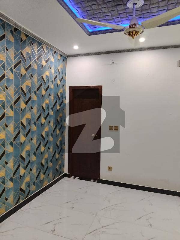 فیصل ٹاؤن لاہور میں 5 کمروں کا 5 مرلہ مکان 3.25 کروڑ میں برائے فروخت۔ فیصل ٹاؤن لاہور میں 5 کمروں کا 5 مرلہ مکان 3.25 کروڑ میں برائے فروخت۔