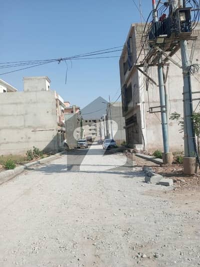 120 SQYRD RESIDENTIAL PLOT AVAILABLE IN GOOD LOCATION