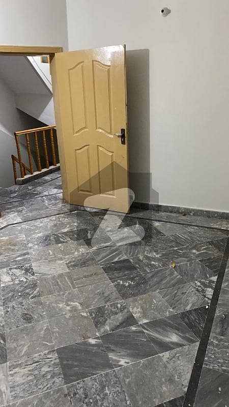 25*40 Upper Portion Available For Rent In G13