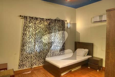 Flat For Rent In Azam Town