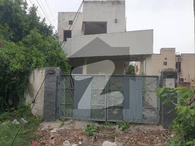 سوئی گیس سوسائٹی فیز 1 سوئی گیس ہاؤسنگ سوسائٹی,لاہور میں 4 کمروں کا 14 مرلہ فارم ہاؤس 2.3 کروڑ میں برائے فروخت۔ سوئی گیس سوسائٹی فیز 1 سوئی گیس ہاؤسنگ سوسائٹی,لاہور میں 4 کمروں کا 14 مرلہ فارم ہاؤس 2.3 کروڑ میں برائے فروخت۔