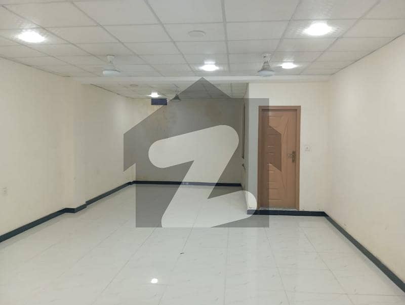 Basement ava for rent Basement ava for rent