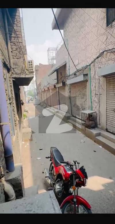 شادمان ٹاؤن گوجرانوالہ میں 16 مرلہ گودام 80.0 ہزار میں کرایہ پر دستیاب ہے۔