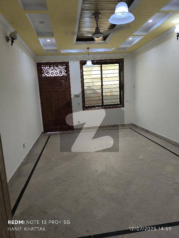 2 Bed Ground Portion Available For Rent In G11 2 Bed Ground Portion Available For Rent In G11