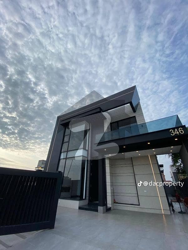 10 Marla Luxury House 10 Marla Luxury House