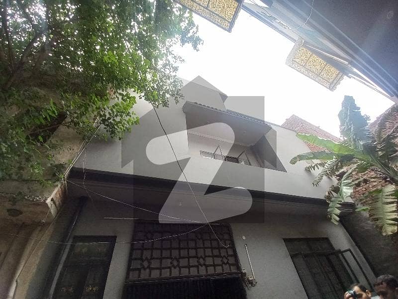 Dubai Real estate offer 4.25 Marla Owner Build House For sale In Amir Town