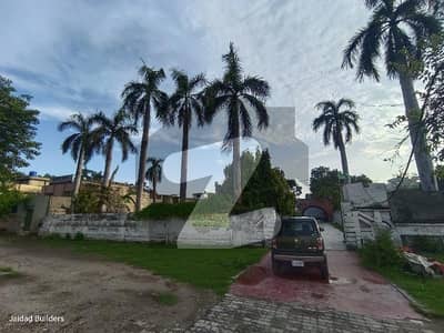 Commercial Plot Main Dastageer Road