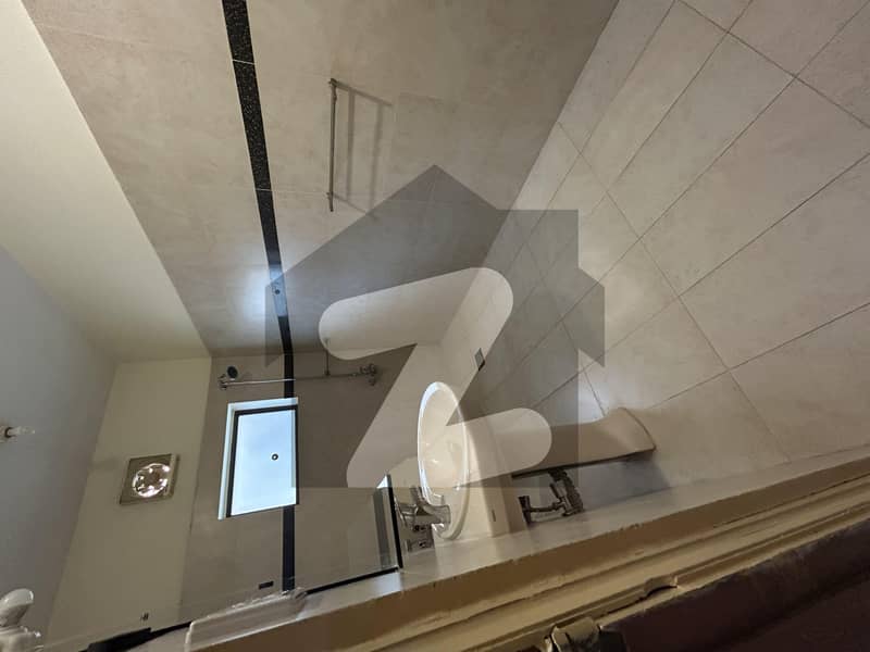 F 10 Corner House For Rent