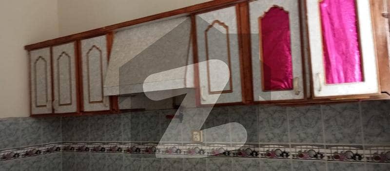 نارتھ کراچی کراچی میں 3 کمروں کا 4 مرلہ بالائی پورشن 22.0 ہزار میں کرایہ پر دستیاب ہے۔ نارتھ کراچی کراچی میں 3 کمروں کا 4 مرلہ بالائی پورشن 22.0 ہزار میں کرایہ پر دستیاب ہے۔