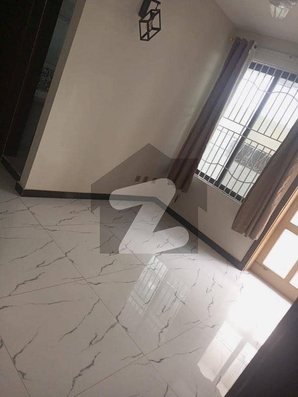 Independent 5 Bed Ground Plus Basement House Available For Rent