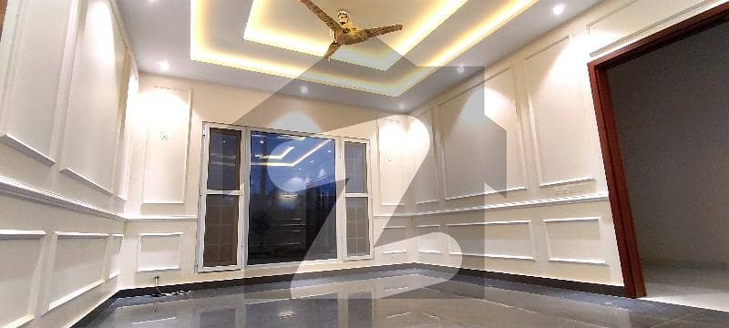 500 BRAND NEW HOUSE PRIME LOCATION 500 BRAND NEW HOUSE PRIME LOCATION
