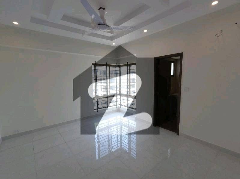 Jinnah Avenue 1100 Square Feet Flat Up For Sale Jinnah Avenue 1100 Square Feet Flat Up For Sale