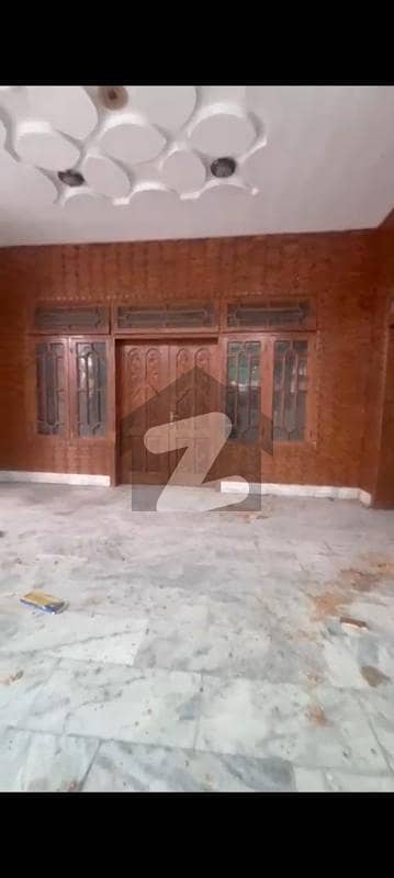 حیات آباد پشاور میں 4 کمروں کا 1 کنال مکان 95.0 ہزار میں کرایہ پر دستیاب ہے۔ حیات آباد پشاور میں 4 کمروں کا 1 کنال مکان 95.0 ہزار میں کرایہ پر دستیاب ہے۔