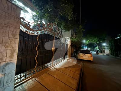 اسلام پورہ لاہور میں 5 کمروں کا 1 کنال مکان 9.5 کروڑ میں برائے فروخت۔