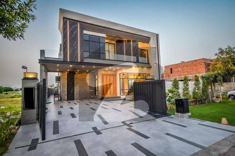 1 KANAL BRAND NEW MODREN DESIGNER HOUSE FOR SALE 1 KANAL BRAND NEW MODREN DESIGNER HOUSE FOR SALE