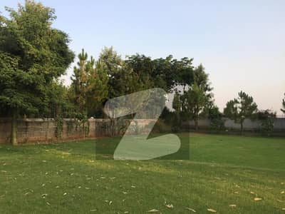 جاپان روڈ اسلام آباد میں 4 کنال زرعی زمین 3.6 کروڑ میں برائے فروخت۔