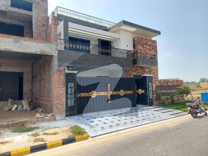 10 Marla House Is Available For Sale 10 Marla House Is Available For Sale