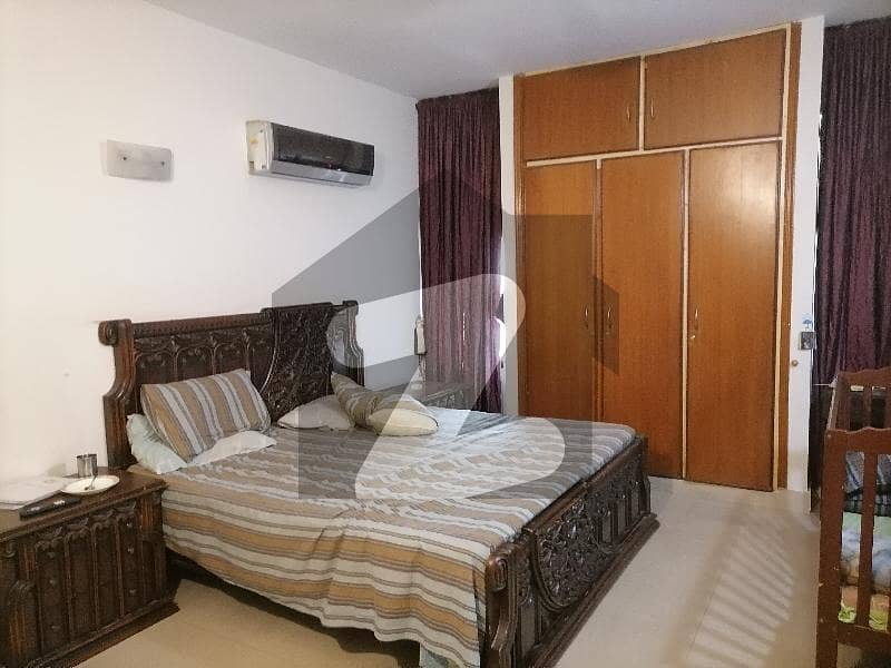 10 Marla Flat for rent in Askari 10 Marla Flat for rent in Askari