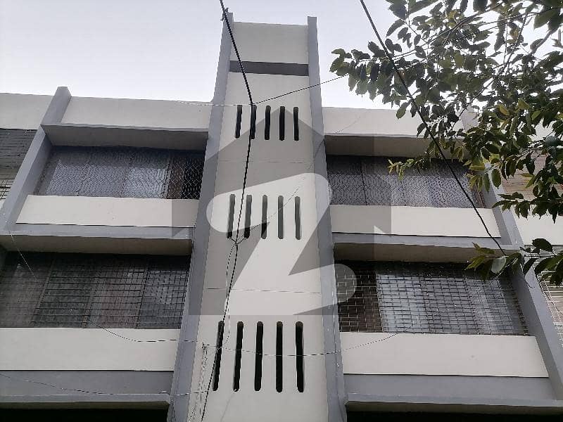 10 Marla Flat for rent in Askari 10 Marla Flat for rent in Askari