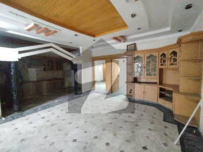 8m Marla house for rent only for office