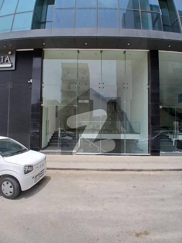 DHA PHASE VIII SHOWROOM AVAILABLE FOR RENT DHA PHASE VIII SHOWROOM AVAILABLE FOR RENT