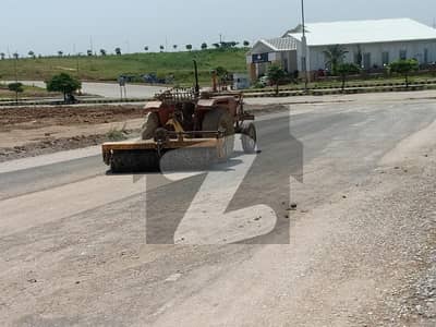 آئی۔12/4 آئی ۔ 12,اسلام آباد میں 5 مرلہ رہائشی پلاٹ 1.35 کروڑ میں برائے فروخت۔