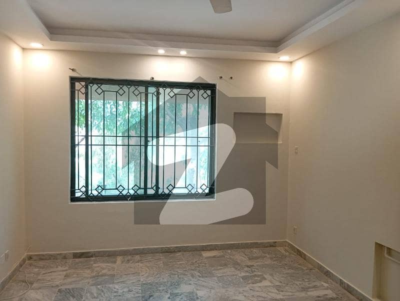 FULL HOUSE AVAILABLE FOR RENT IN F11