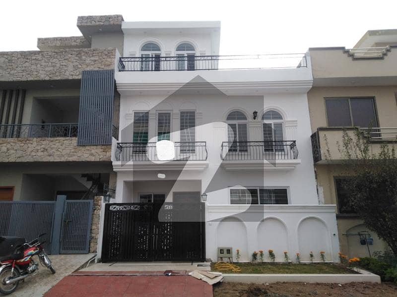 4 Marla Brand New House Available For Rent 4 Marla Brand New House Available For Rent