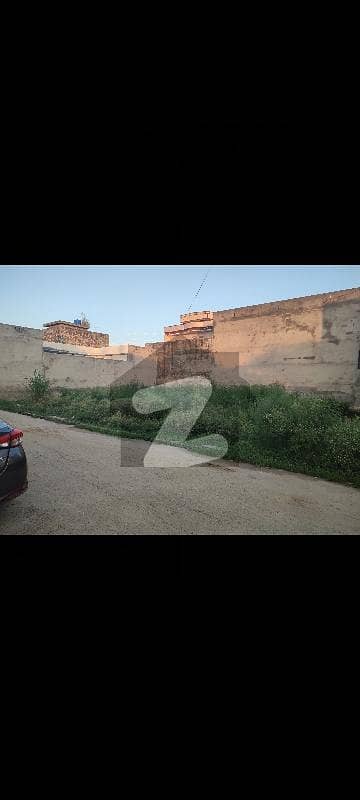 بنٹھ گجرات میں 9 مرلہ رہائشی پلاٹ 81.0 لاکھ میں برائے فروخت۔