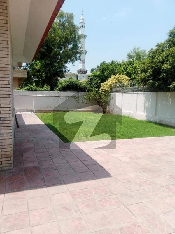 ایف ۔ 8/1 ایف ۔ 8,اسلام آباد میں 6 کمروں کا 1 کنال مکان 8.0 لاکھ میں کرایہ پر دستیاب ہے۔ ایف ۔ 8/1 ایف ۔ 8,اسلام آباد میں 6 کمروں کا 1 کنال مکان 8.0 لاکھ میں کرایہ پر دستیاب ہے۔