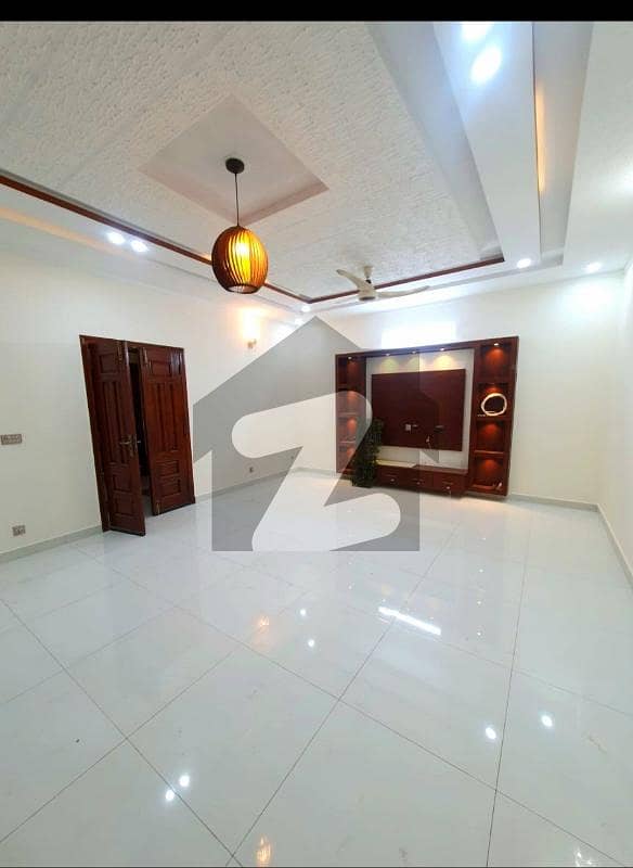 14 Marlas Tile Flooring Ground Floor Park Facing Gas Electric Separate Boring Parking G-13/3 14 Marlas Tile Flooring Ground Floor Park Facing Gas Electric Separate Boring Parking G-13/3