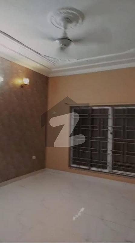 Bahria town phase 8 Lake View Block 10 marla ground portion brand new for rent available Bahria town phase 8 Lake View Block 10 marla ground portion brand new for rent available