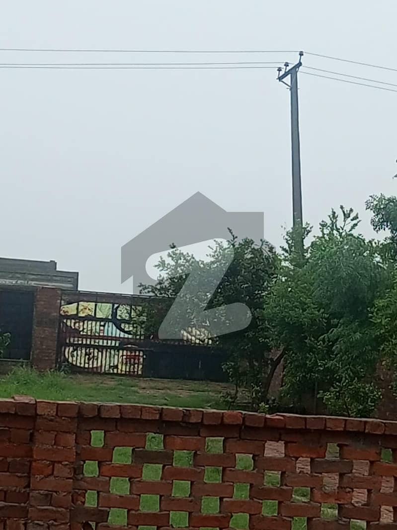 Beautiful Farm House For Sale!!! Great Price And Fantastic Location Must Go Asap! Only Serious Offers Please.