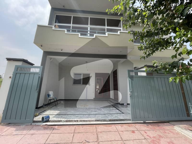 10 Marla Investor Rate House For Sale Block E