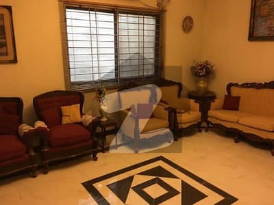 Unoccupied Upper Portion 2850 Square Feet Is Available For Sale In Jamshed Town