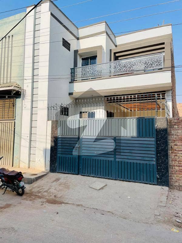زکریا ٹاؤن ملتان میں 3 کمروں کا 5 مرلہ مکان 1.0 کروڑ میں برائے فروخت۔ زکریا ٹاؤن ملتان میں 3 کمروں کا 5 مرلہ مکان 1.0 کروڑ میں برائے فروخت۔