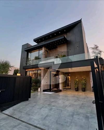 Discover Luxury Living In This Meticulously Designed 1 Kanal House In DHA Phase 7