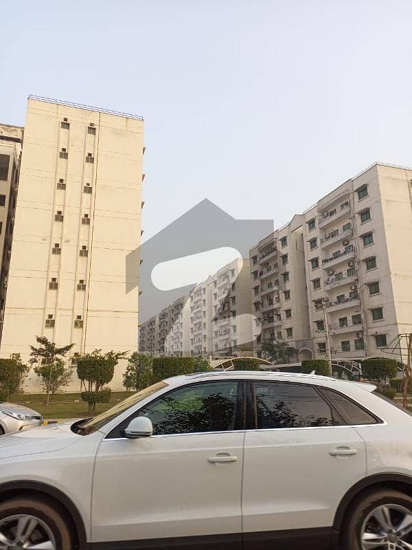10 MARLA 3 BEDROOMS APARTMENT AVAILABLE FOR RENT 10 MARLA 3 BEDROOMS APARTMENT AVAILABLE FOR RENT