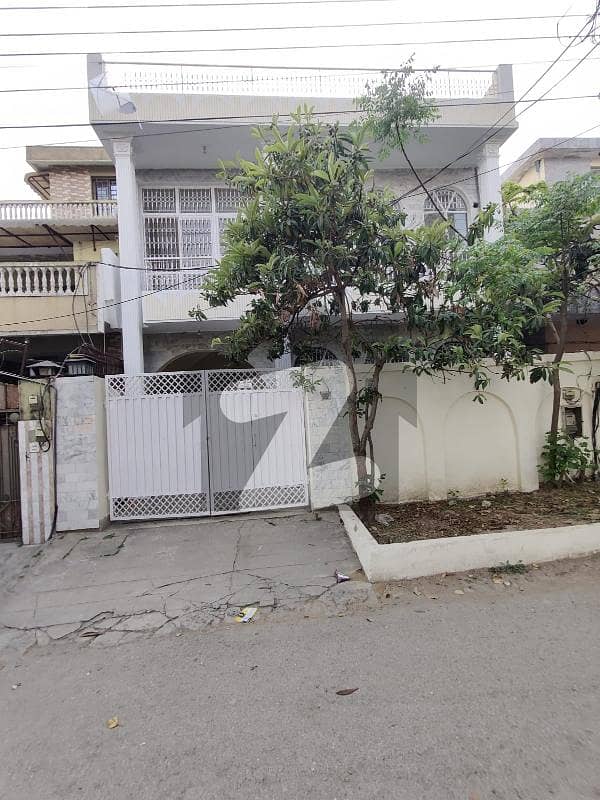 Beautiful House For Sale Size 25x60 Double Storey Location I-10/2 Beautiful House For Sale Size 25x60 Double Storey Location I-10/2
