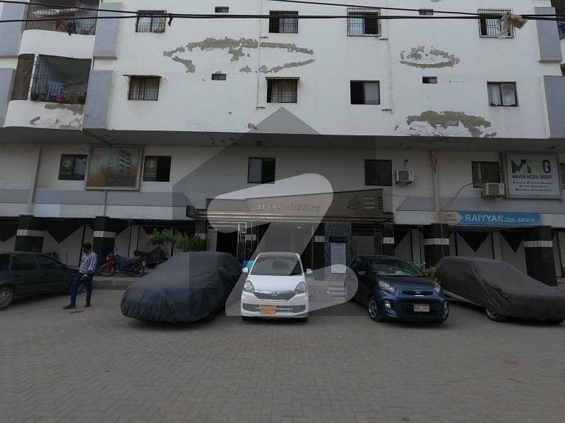 Prime Location 1850 Square Feet Office In Gulzar-e-Hijri Is Available
