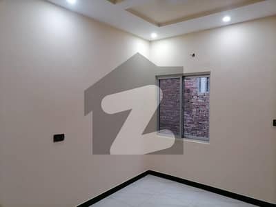 نیو لاہور سٹی - بلاک اے نیو لاہور سٹی ۔ فیز 2,نیو لاهور سٹی,لاہور میں 3 کمروں کا 3 مرلہ مکان 1.3 کروڑ میں برائے فروخت۔ نیو لاہور سٹی - بلاک اے نیو لاہور سٹی ۔ فیز 2,نیو لاهور سٹی,لاہور میں 3 کمروں کا 3 مرلہ مکان 1.3 کروڑ میں برائے فروخت۔