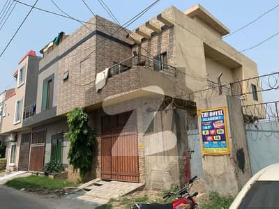 کینال گارڈنز - بلاک اے اے کینال گارڈن,لاہور میں 3 کمروں کا 3 مرلہ مکان 1.3 کروڑ میں برائے فروخت۔ کینال گارڈنز - بلاک اے اے کینال گارڈن,لاہور میں 3 کمروں کا 3 مرلہ مکان 1.3 کروڑ میں برائے فروخت۔