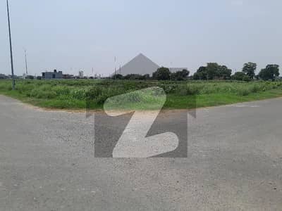 ڈی ایچ اے فیز9 پریزم - بلاک ای ڈی ایچ اے فیز9 پریزم,ڈی ایچ اے ڈیفینس,لاہور میں 1 کنال رہائشی پلاٹ 2.8 کروڑ میں برائے فروخت۔ ڈی ایچ اے فیز9 پریزم - بلاک ای ڈی ایچ اے فیز9 پریزم,ڈی ایچ اے ڈیفینس,لاہور میں 1 کنال رہائشی پلاٹ 2.8 کروڑ میں برائے فروخت۔