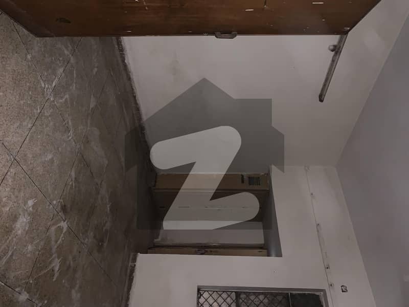 سبزہ زار سکیم ۔ بلاک بی سبزہ زار سکیم,لاہور میں 3 کمروں کا 3 مرلہ مکان 45.0 ہزار میں کرایہ پر دستیاب ہے۔ سبزہ زار سکیم ۔ بلاک بی سبزہ زار سکیم,لاہور میں 3 کمروں کا 3 مرلہ مکان 45.0 ہزار میں کرایہ پر دستیاب ہے۔